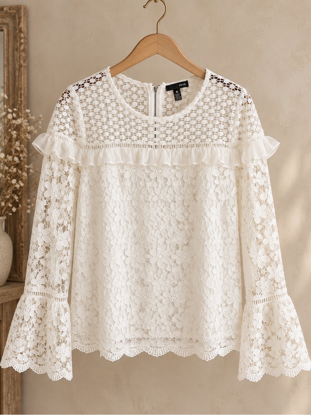 AQUA White Floral Lace Bell Sleeve Ruffle Top Coquette Romantic Cottagecore M